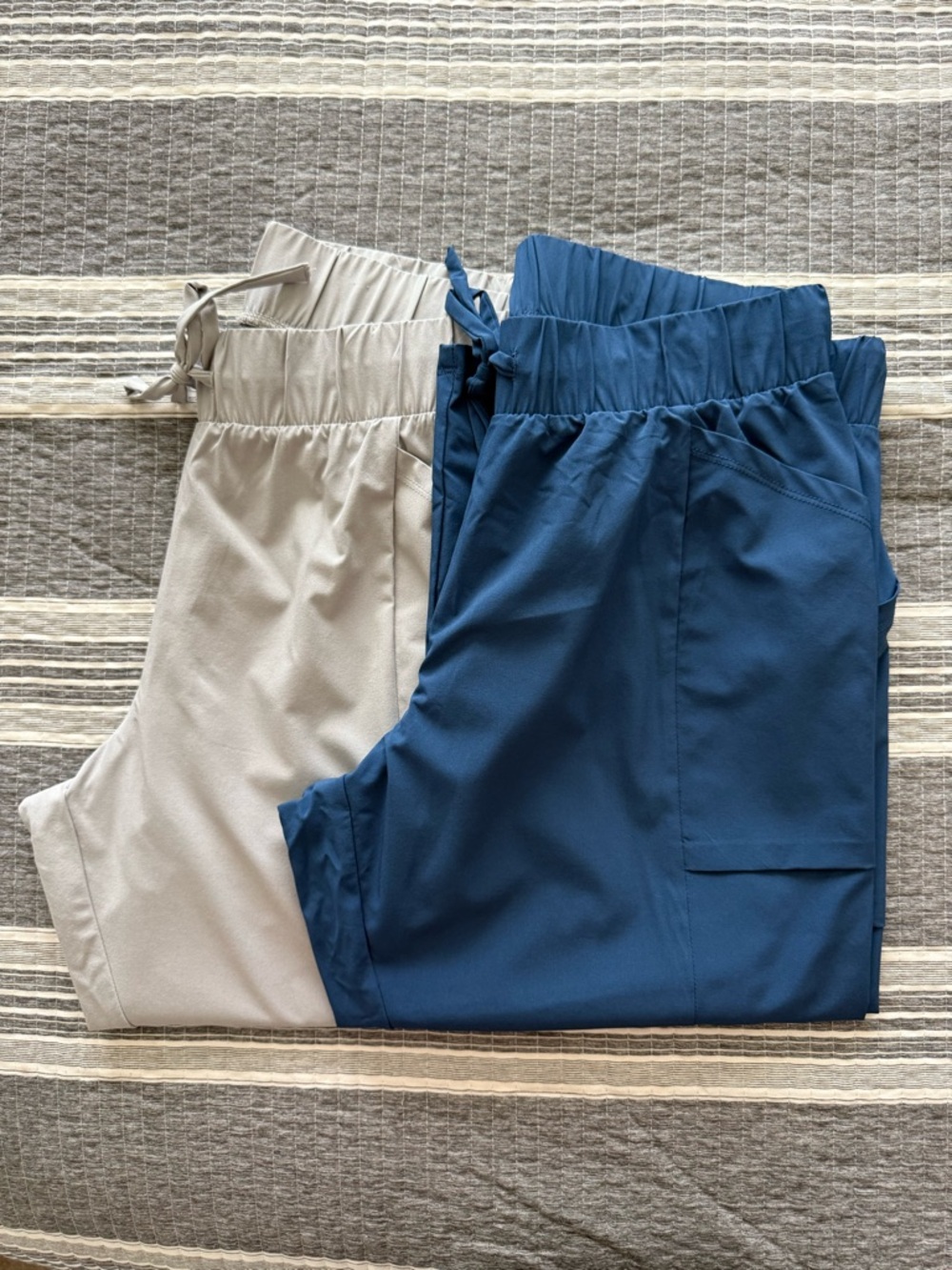 all in motion Women's Packable Capris in Blue and Light Gray